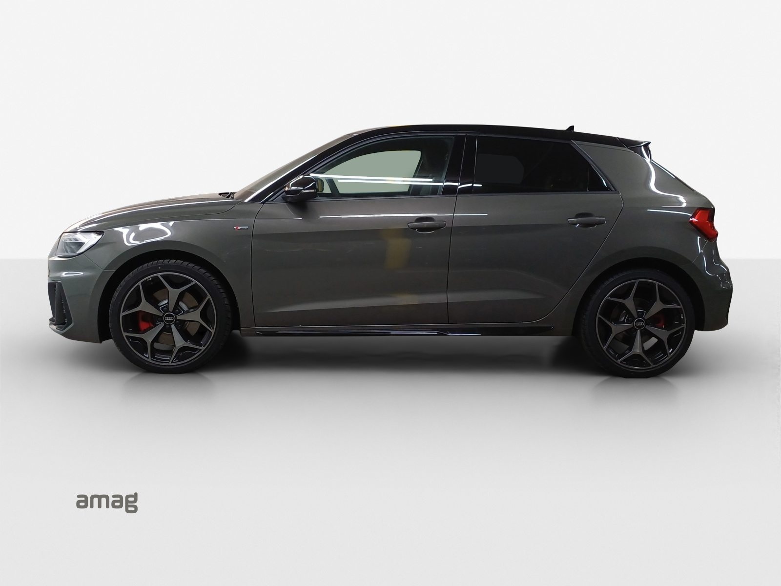 AUDI A1 Sportback 40 TFSI S line, Petrol, Ex-demonstrator, Automatic - 2