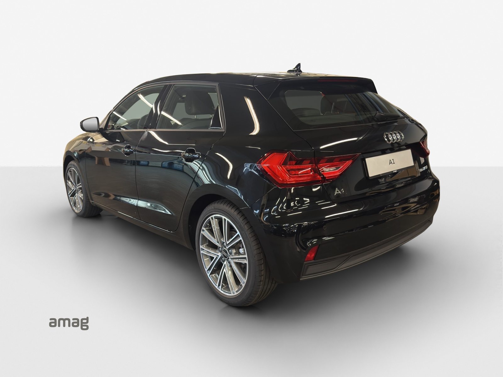 AUDI A1 Sportback 30 TFSI Attraction, Petrol, Ex-demonstrator, Automatic - 3