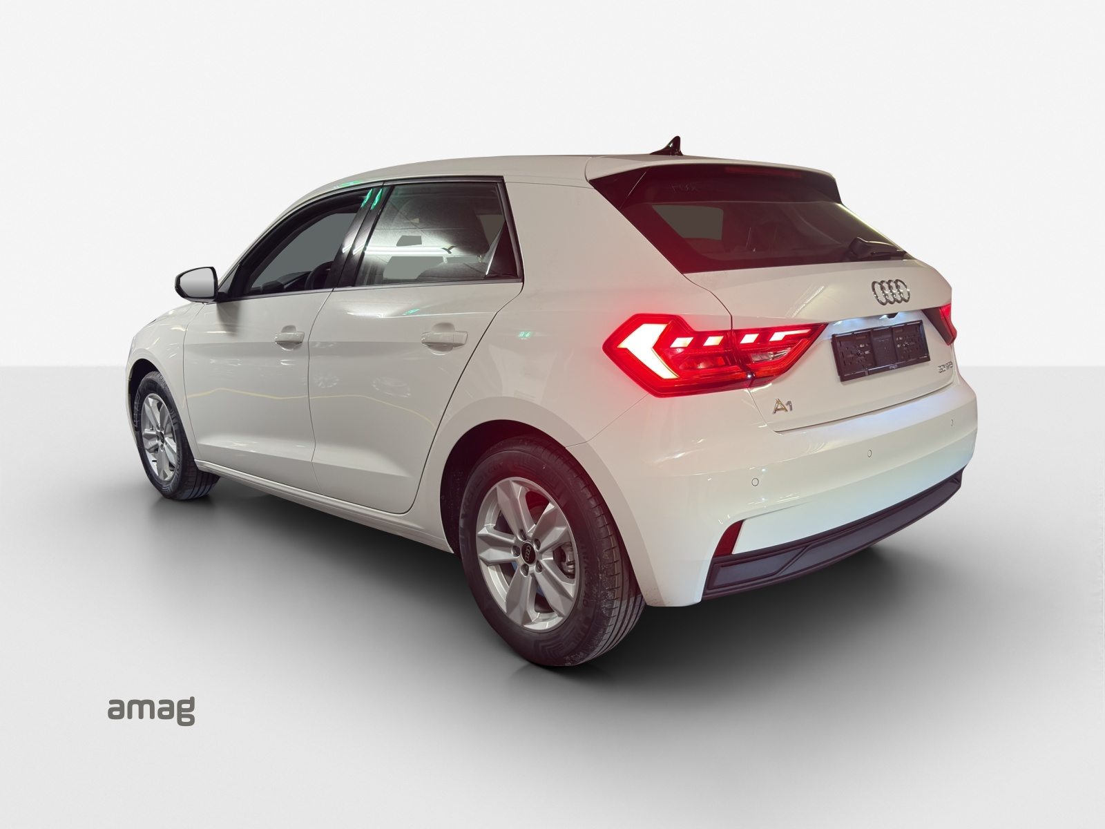 AUDI A1 Sportback 30 TFSI Attraction, Benzina, Automatico - 4