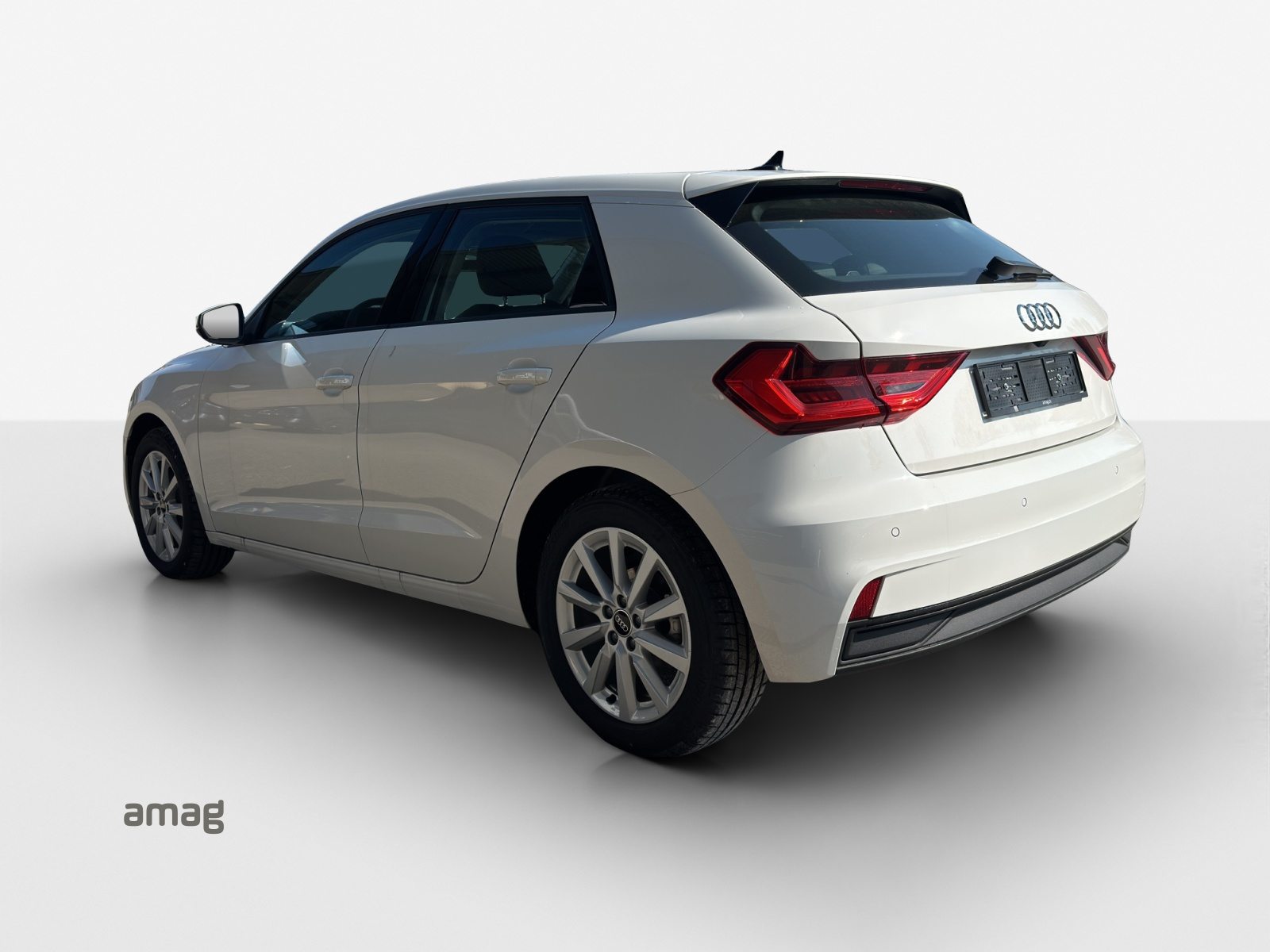 AUDI A1 Sportback 30 TFSI Attraction, Petrol, Automatic - 3
