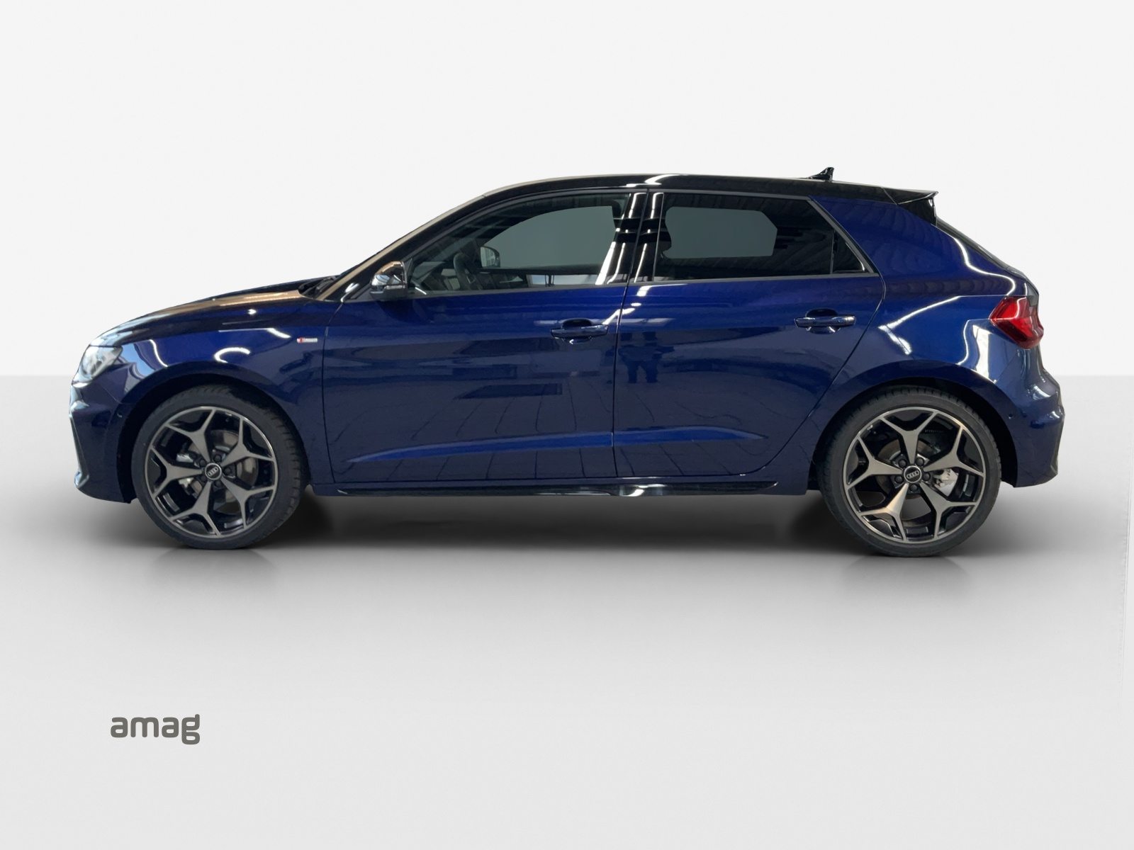 AUDI A1 Sportback 30 TFSI S line Attraction, Petrol, Automatic - 2