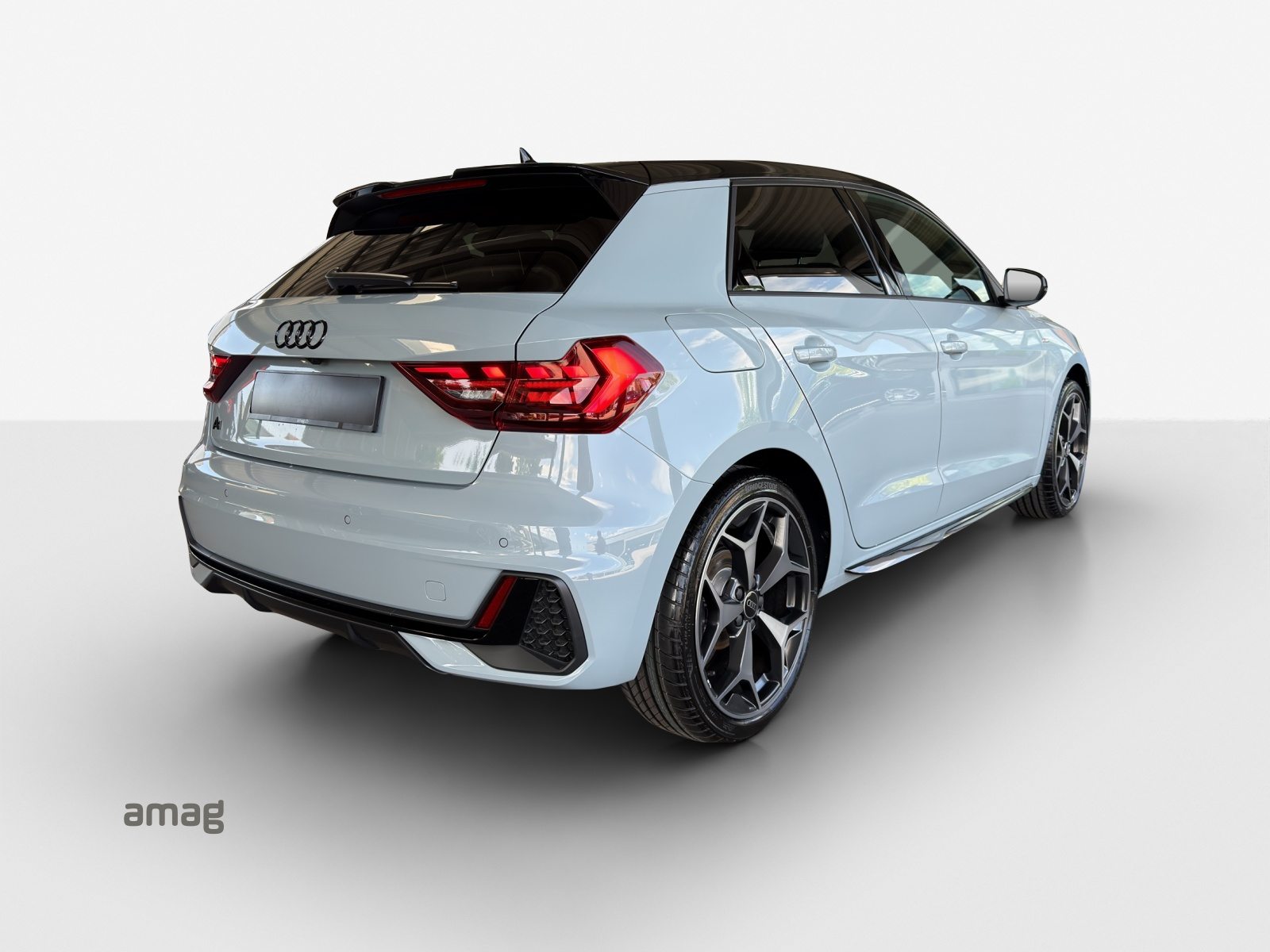 AUDI A1 Sportback 35 TFSI S line, Petrol, Automatic - 5