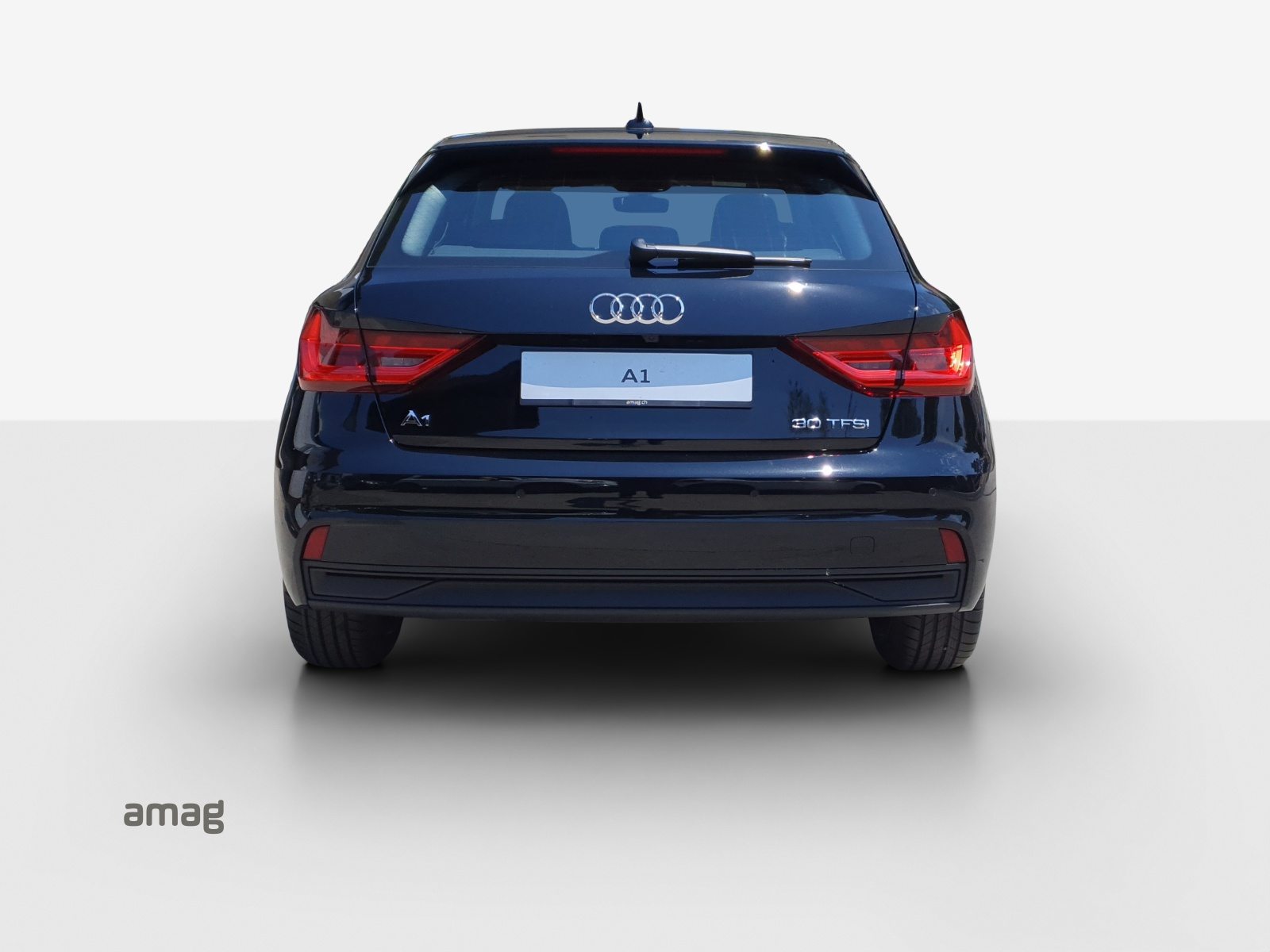 AUDI A1 Sportback 30 TFSI Attraction, Petrol, Automatic - 4
