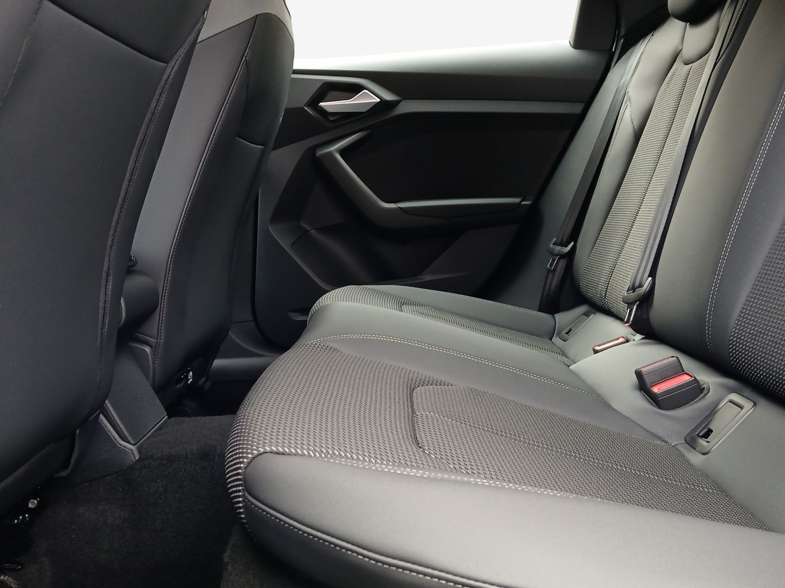 AUDI A1 Sportback 30 TFSI Attraction, Benzin, Automatik - 6