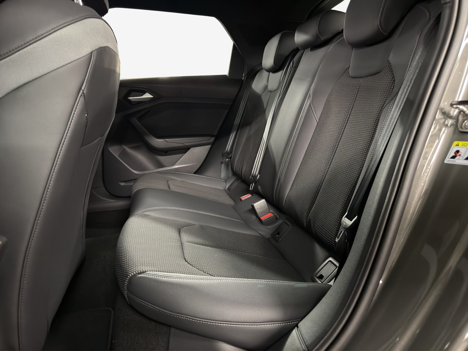 AUDI A1 Sportback 30 TFSI Attraction, Benzin, Automatik - 7