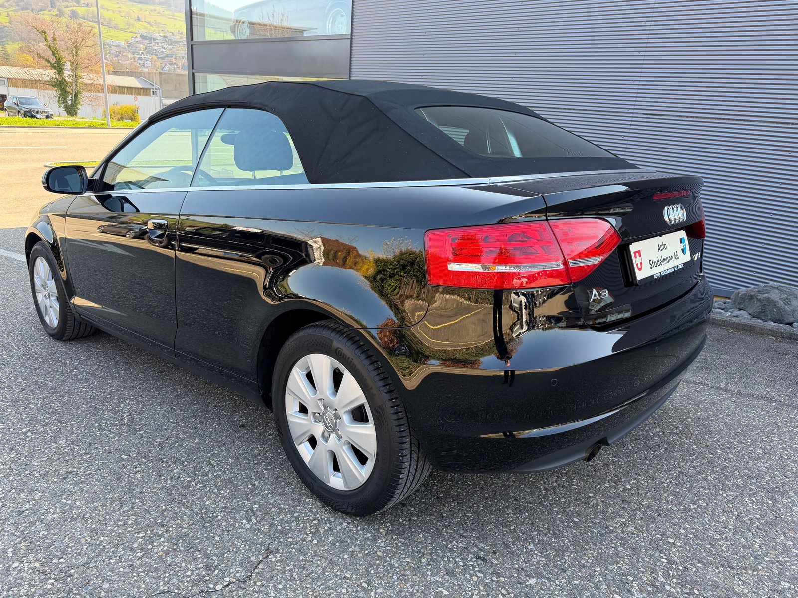 AUDI A3 Cabriolet 1.2 TFSI Attraction, Petrol, Second hand / Used, Manual - 7