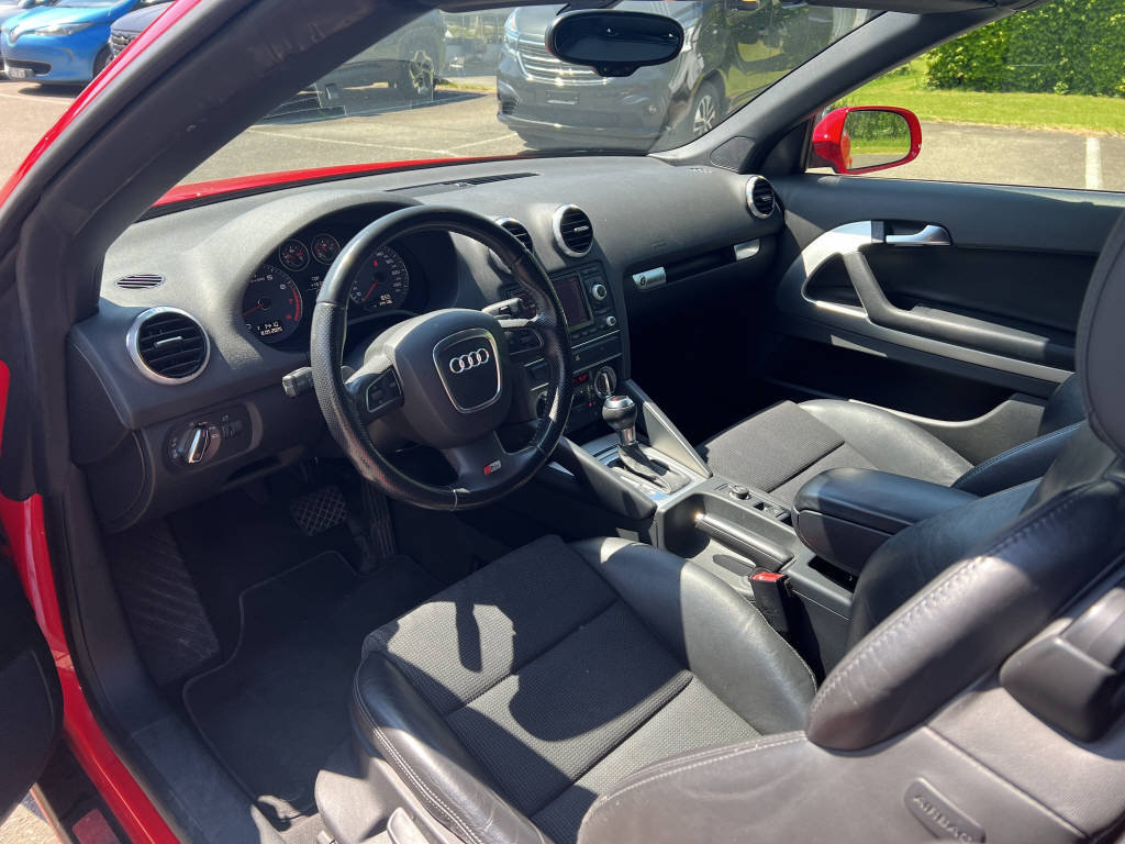 AUDI A3 Cabriolet 2.0 16V T FSI Ambition S-Tr, Petrol, Second hand / Used, Automatic - 7