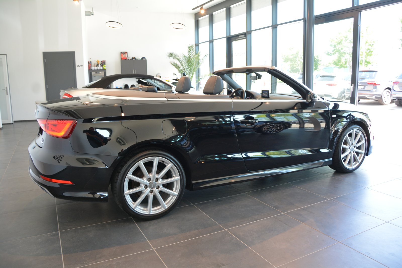 AUDI A3 Cabriolet 1.4 TFSI Attraction S-tronic S-Line, Benzin, Occasion / Gebraucht, Automatik - 7