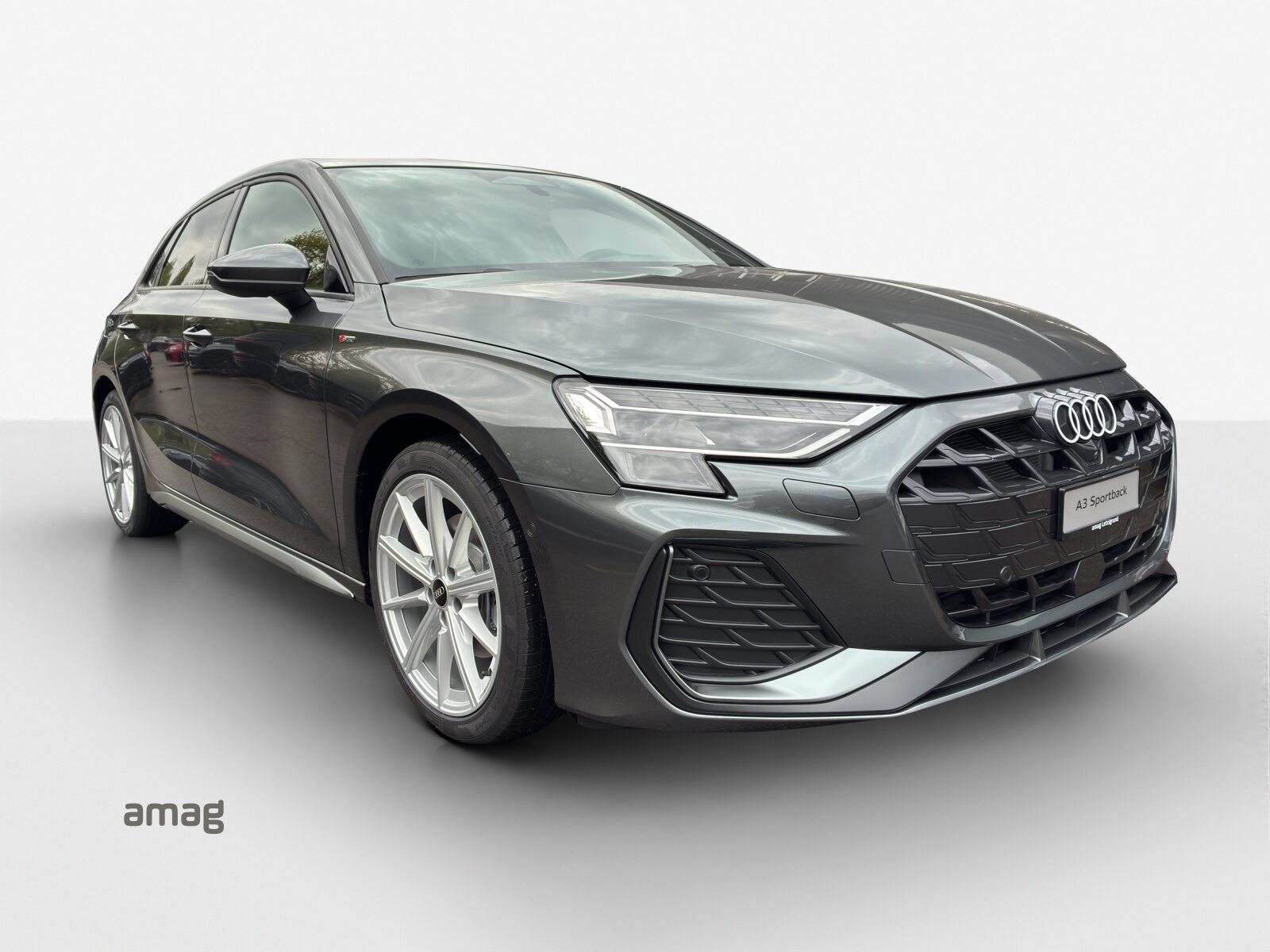 AUDI A3 Sportback TFSI 150 kW S line, Petrol, Pre-registered new car, Automatic - 6