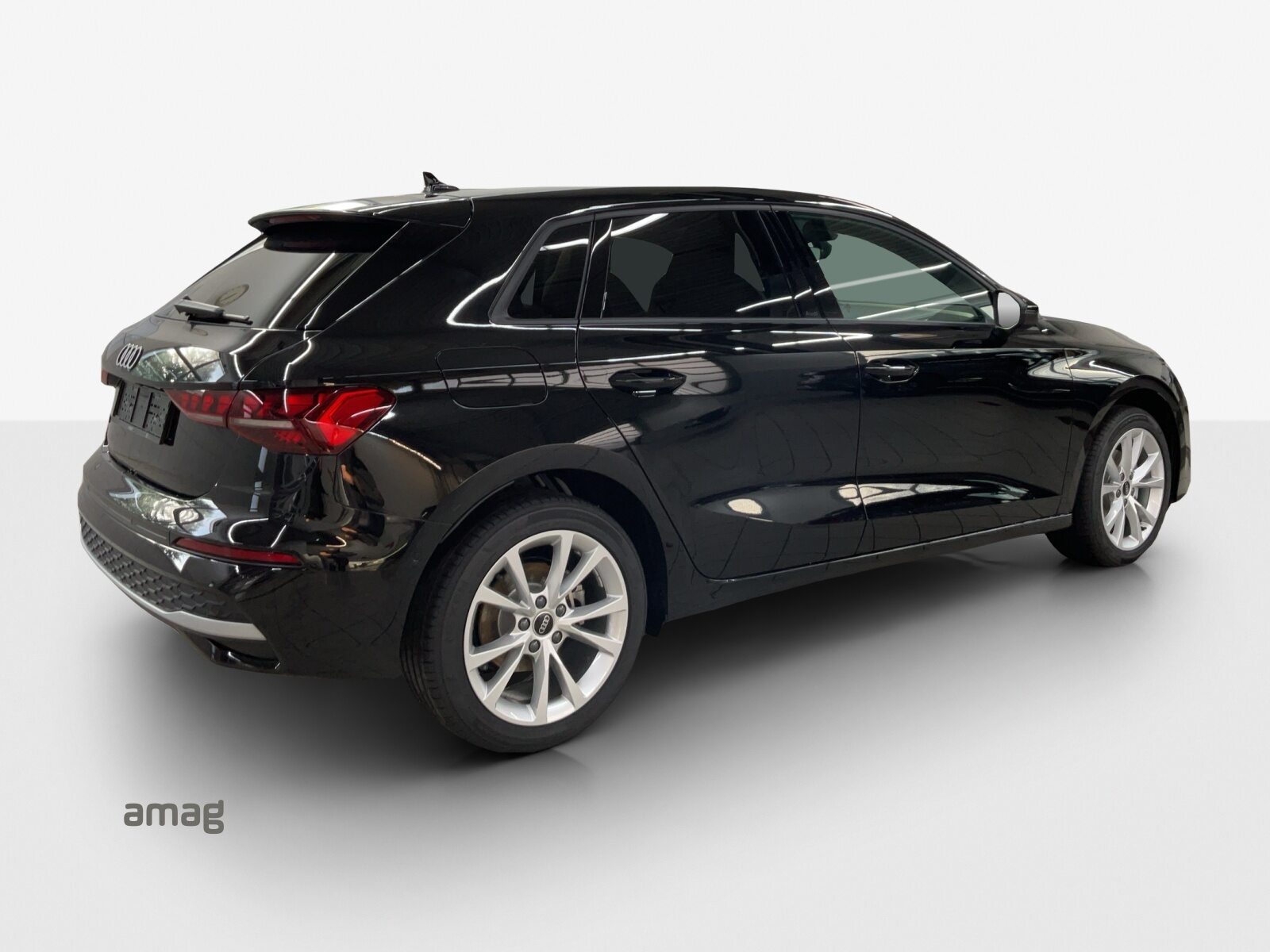 AUDI A3 Sportback TFSI 110 kW Attraction, Benzin, Neues Fahrzeug mit Tageszulassung, Automatik - 5