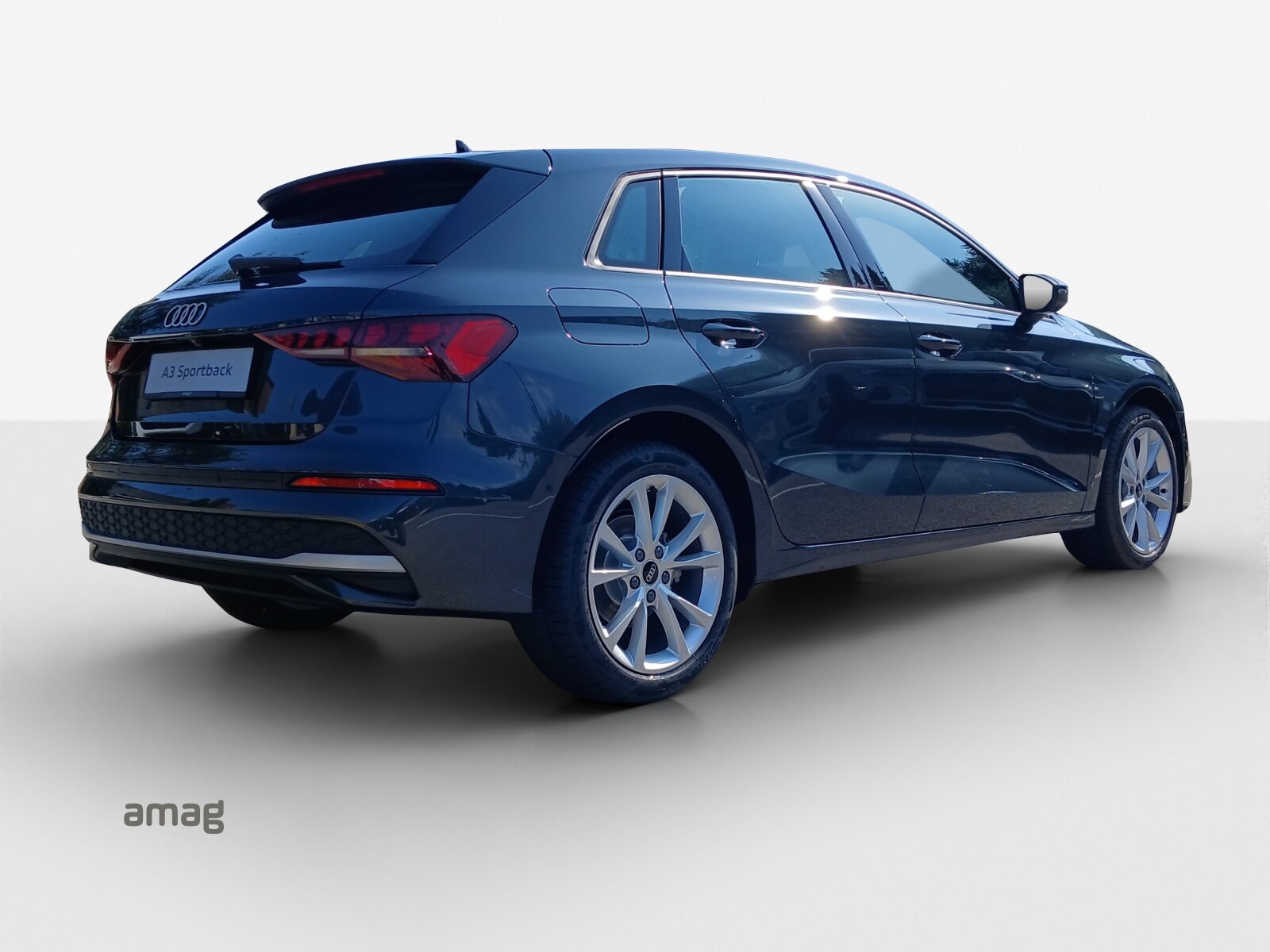 AUDI A3 Sportback TFSI 110 kW Attraction, Benzin, Neues Fahrzeug mit Tageszulassung, Automatik - 5