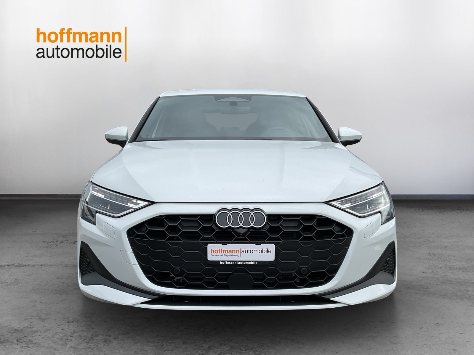 AUDI A3 Sportback TFSI e 150 kW Attraction, Full-Hybrid Petrol/Electric, New car, Automatic - 2