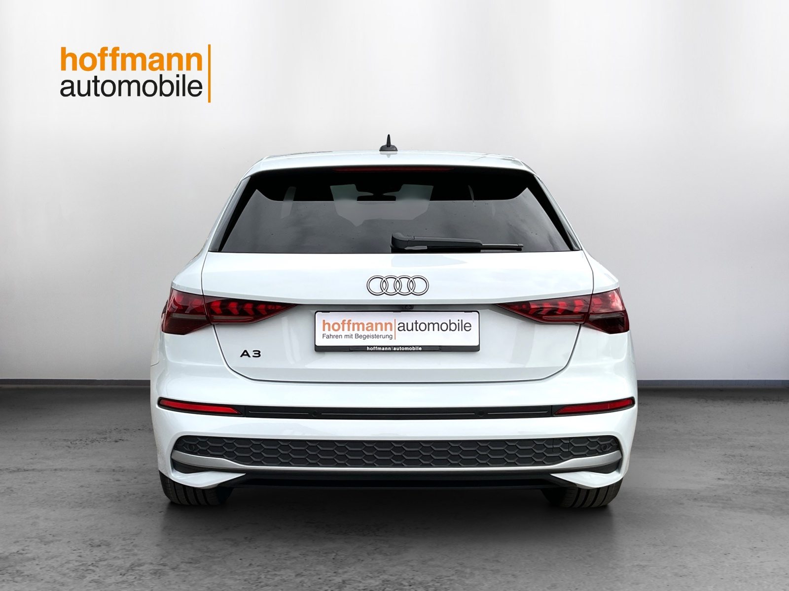 AUDI A3 Sportback TFSI e 150 kW Attraction, Full-Hybrid Petrol/Electric, New car, Automatic - 5