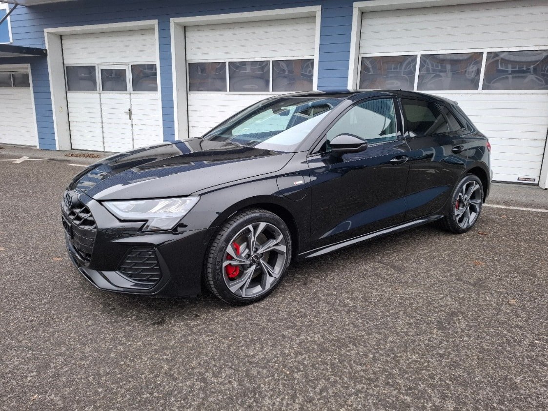 AUDI A3 Sportback 45 TFSI e S line S-tronic, Hybride Rechargeable Essence/Électricité, Voiture nouvelle, Automatique - 3