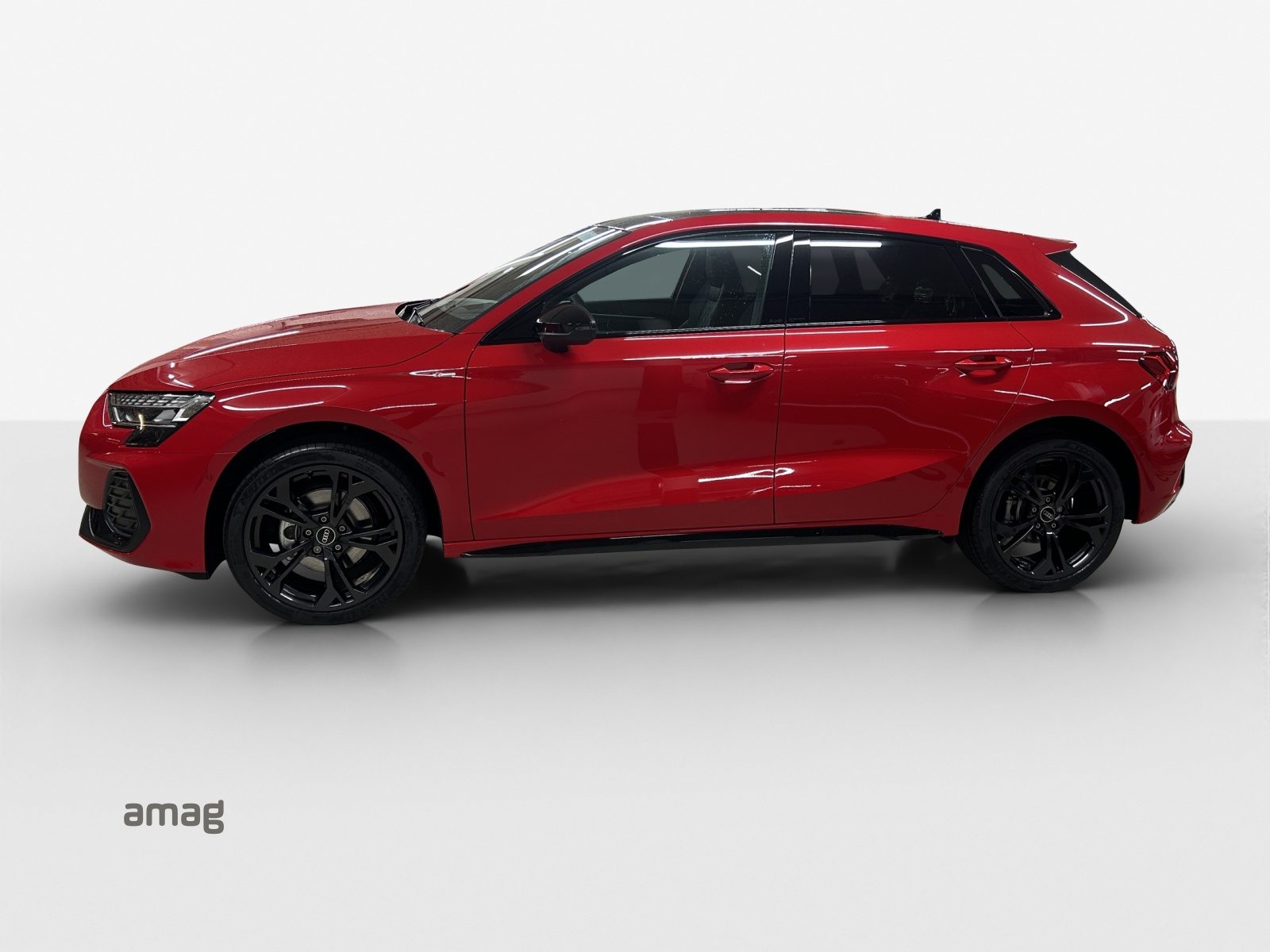 AUDI A3 Sportback TFSI 110 kW S line Attraction, Benzin, Neuwagen, Automatik - 2