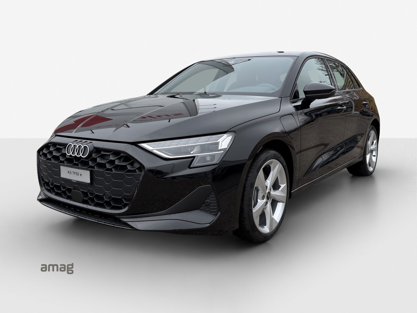 AUDI A3 Sportback 40 TFSI e Attraction, Hybride Intégral Essence/Électricité, Voiture nouvelle, Automatique