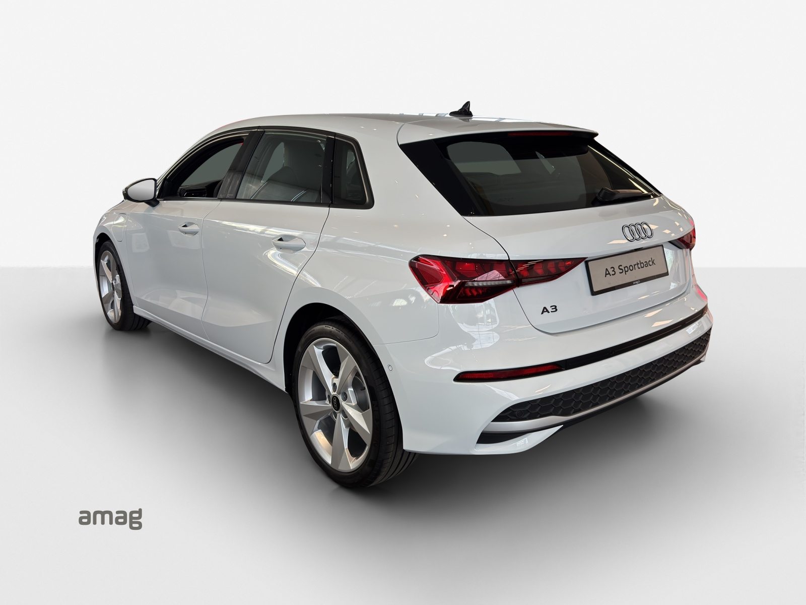 AUDI A3 Sportback 40 TFSI e Attraction, Hybride Integrale Benzina/Elettrica, Auto nuove, Automatico - 3
