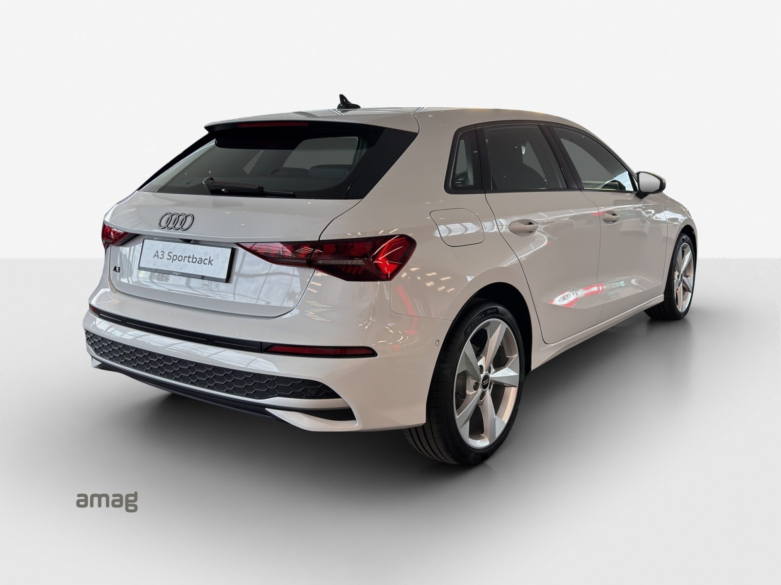 AUDI A3 Sportback 40 TFSI e Attraction, Hybride Integrale Benzina/Elettrica, Auto nuove, Automatico - 5