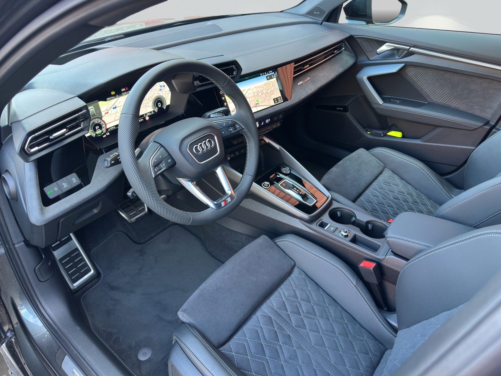 AUDI A3 Sportback TFSI e 200 kW S line Attraction, Hybride Integrale Benzina/Elettrica, Auto nuove, Automatico - 5