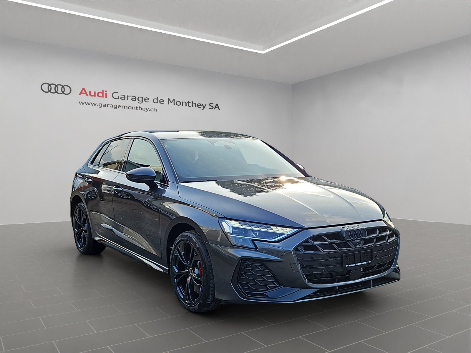 AUDI A3 Sportback TFSI e 200 kW S line Attraction S tronic, Plug-in-Hybrid Benzin/Elektro, Neuwagen, Automatik - 3