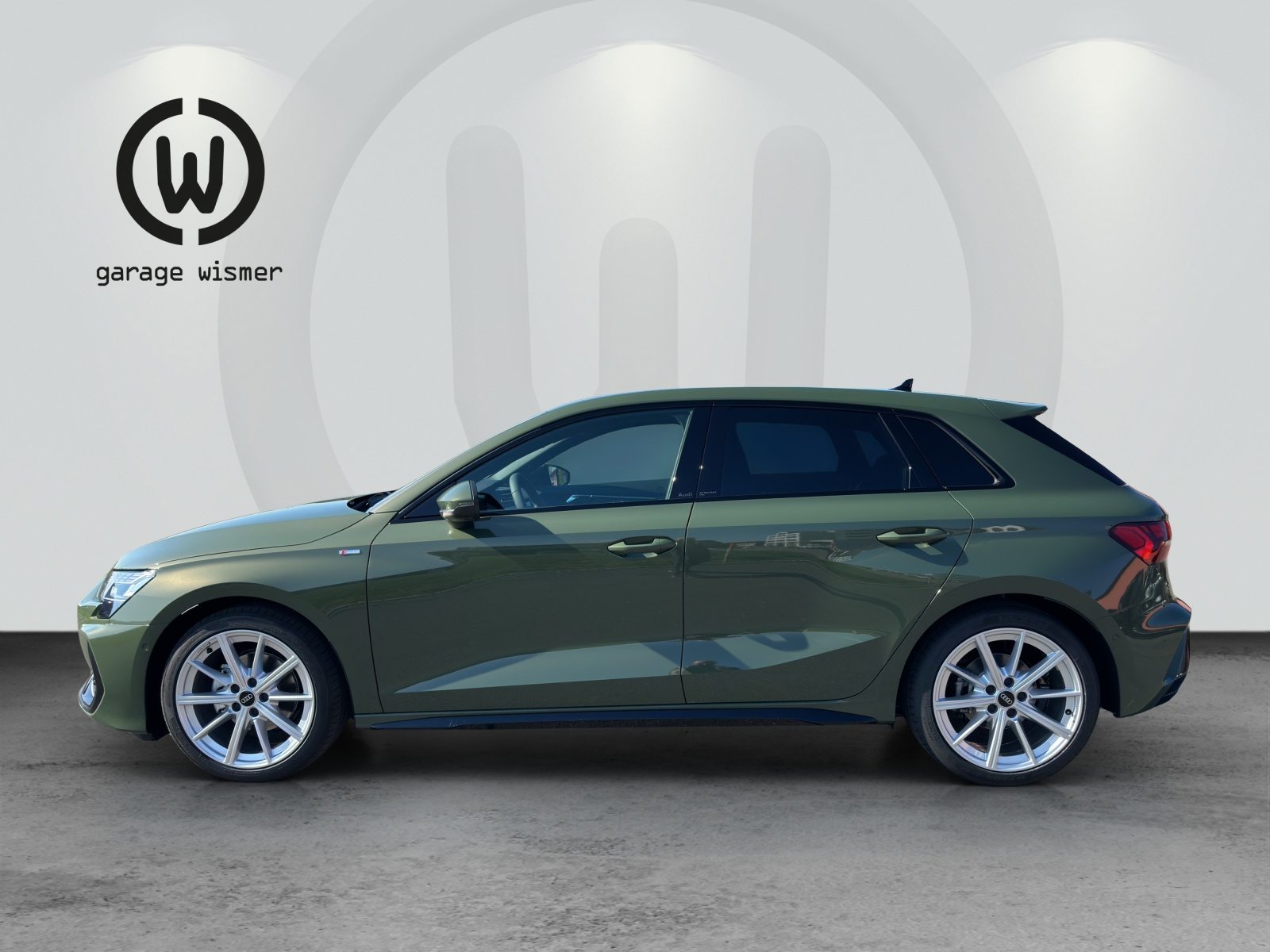 AUDI A3 Sportback TFSI 110 kW S line, Benzin, Neuwagen, Automatik - 2