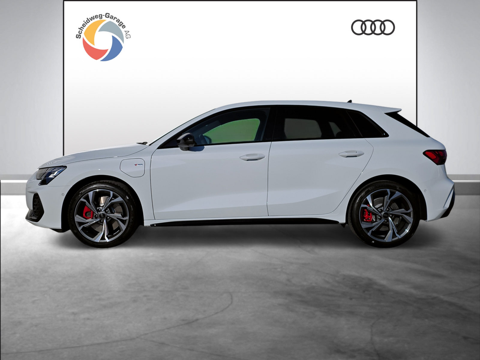 AUDI A3 Sportback TFSI e 200 kW S line Attraction, Full-Hybrid Petrol/Electric, New car, Automatic - 3