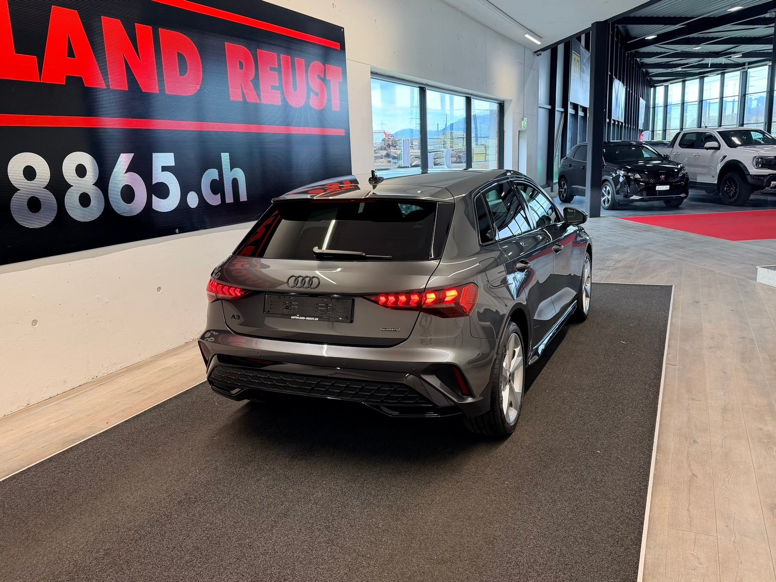 AUDI A3 Sportback TFSI 150 kW quattro S line S tronic, Benzin, Neuwagen, Automatik - 7