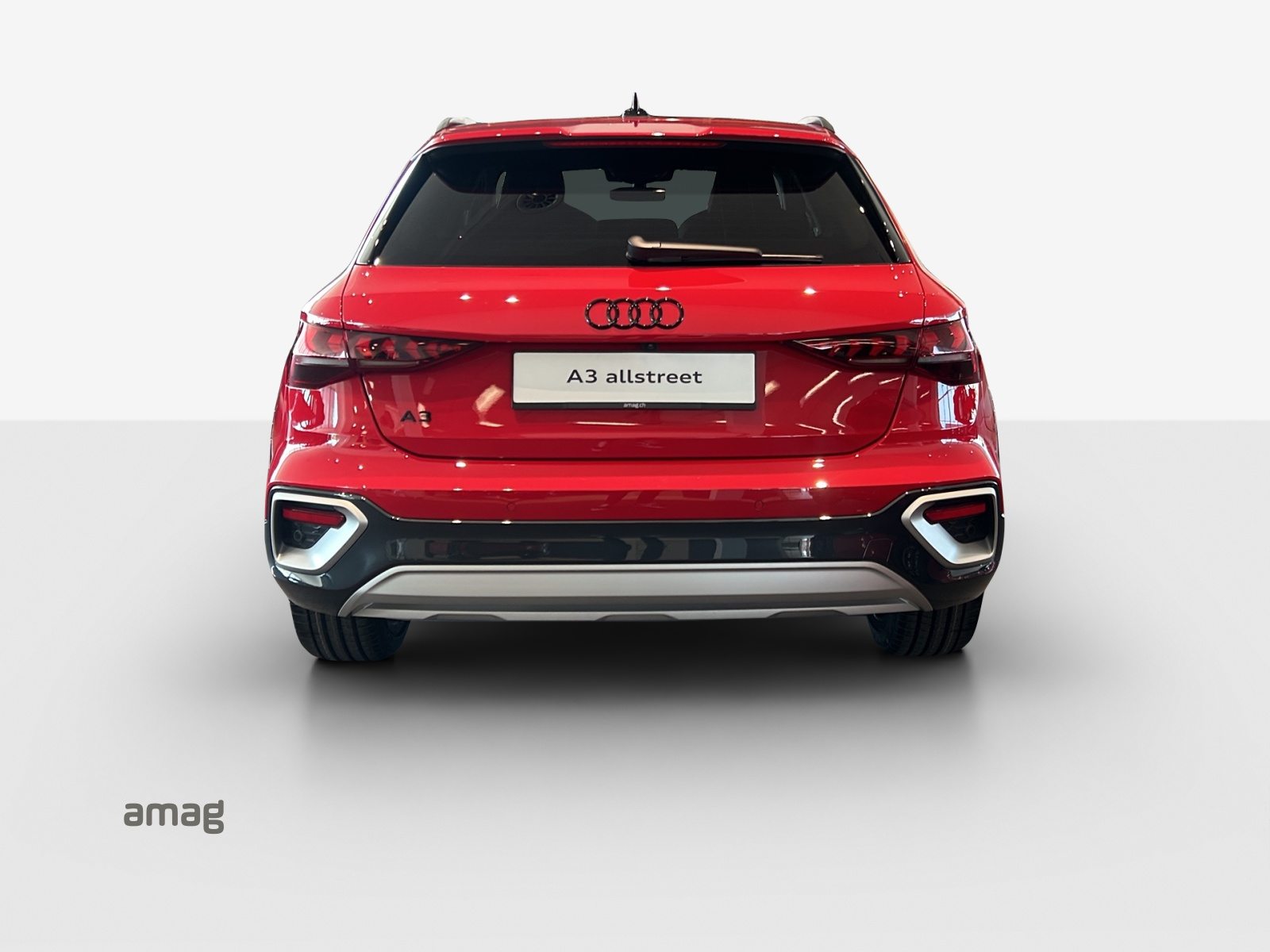 AUDI A3 allstreet TFSI 110 kW Attraction, Essence, Voiture nouvelle, Automatique - 4