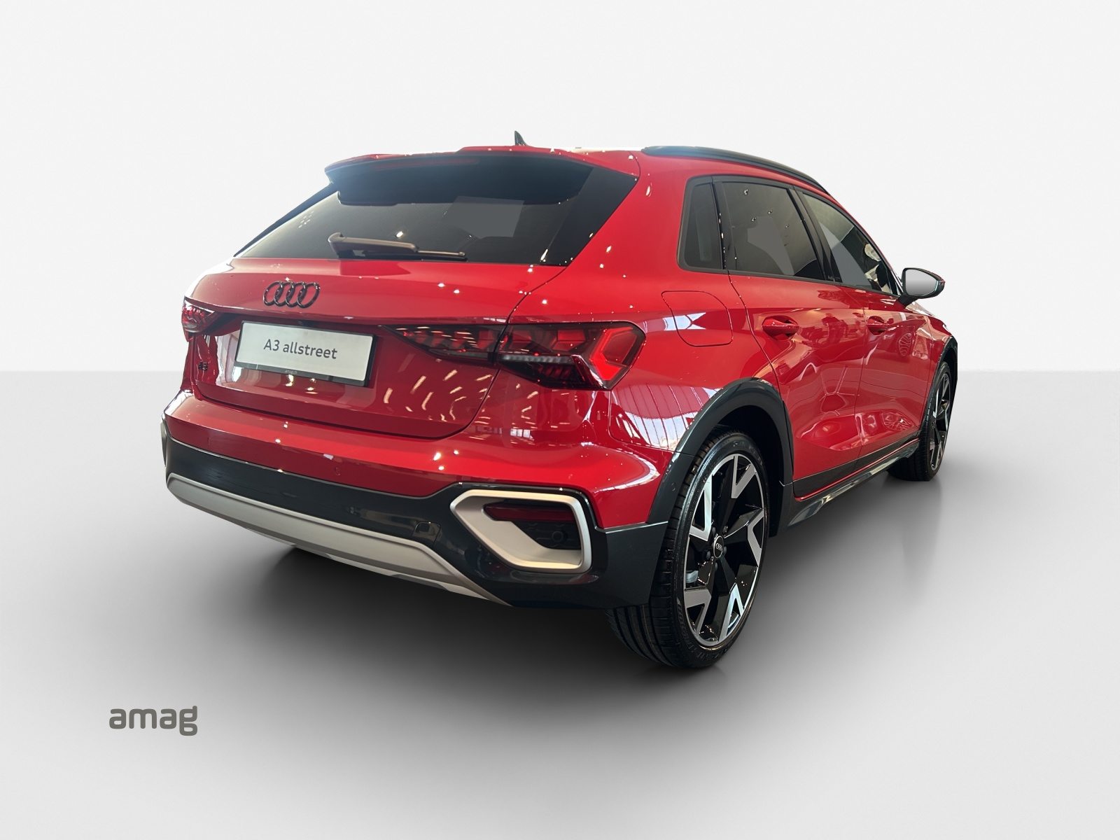 AUDI A3 allstreet TFSI 110 kW Attraction, Essence, Voiture nouvelle, Automatique - 5