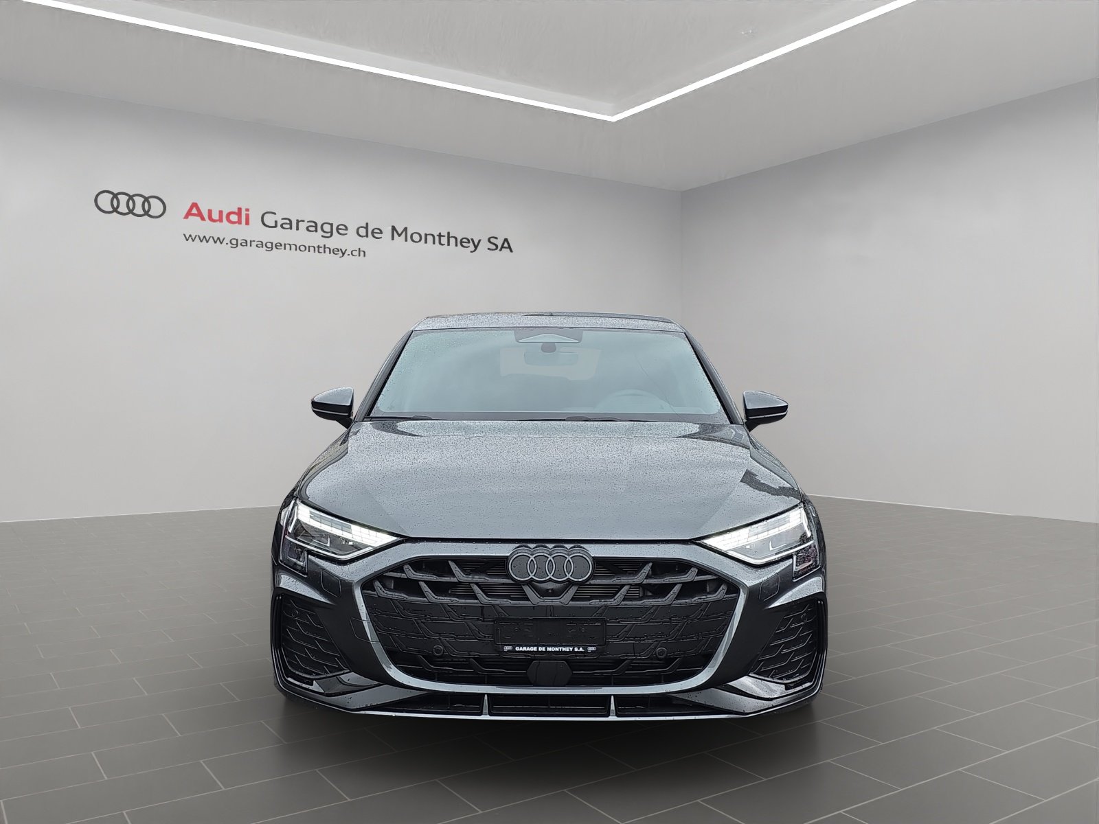 AUDI A3 Sportback TFSI 110 kW S line Attraction S tronic, Benzin, Neuwagen, Automatik - 2