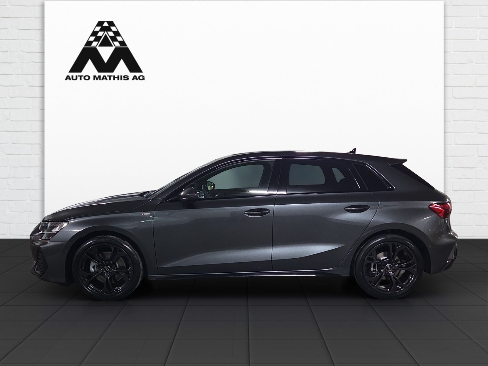 AUDI A3 Sportback TFSI 150 kW quattro S line S tronic, Petrol, New car, Automatic - 3