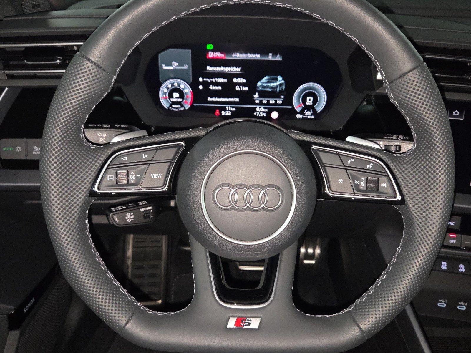 AUDI A3 Sportback TFSI 150 kW quattro S line S tronic, Petrol, New car, Automatic - 6