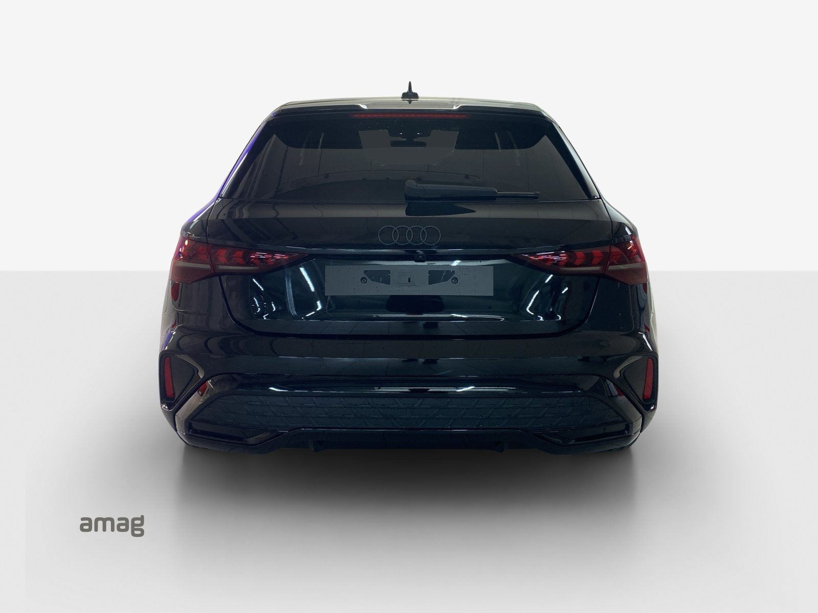 AUDI A3 Sportback TFSI 110 kW S line Attraction, Benzin, Neuwagen, Automatik - 4