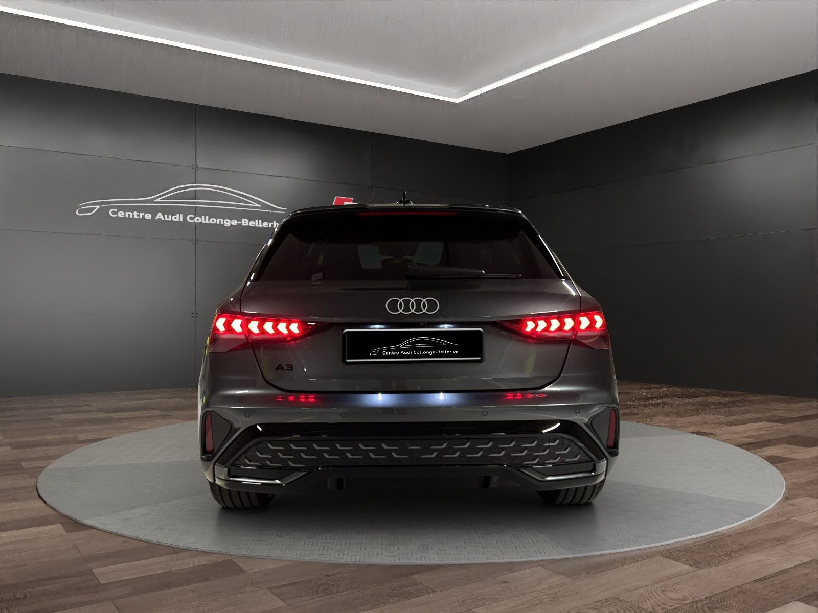 AUDI A3 Sportback TFSI 110 kW S line Attraction, Benzina, Auto nuove, Automatico - 5