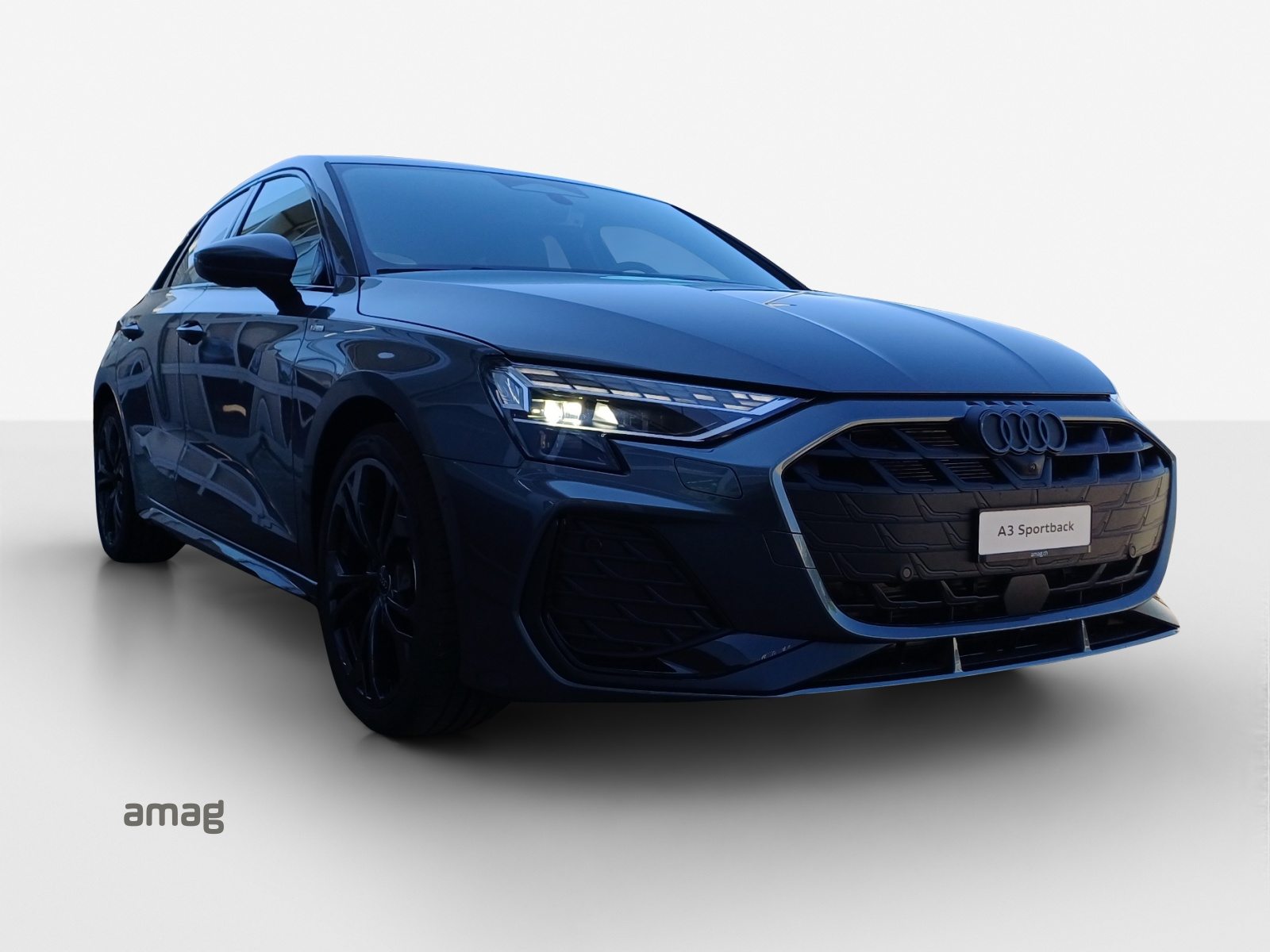 AUDI A3 Sportback TFSI 110 kW S line Attraction, Benzin, Neuwagen, Automatik - 6