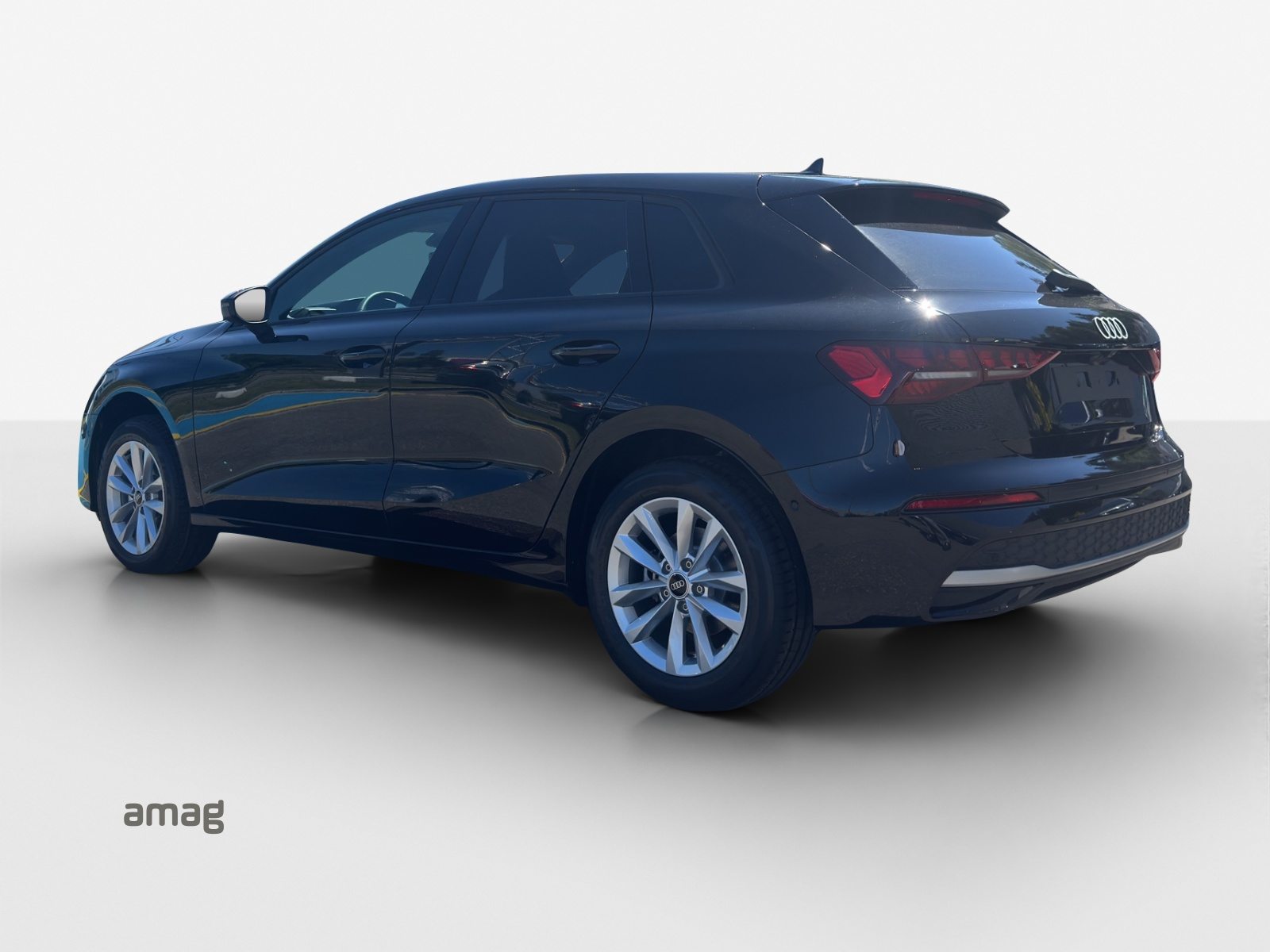 AUDI A3 Sportback TFSI 110 kW Attraction, Benzina, Auto nuove, Automatico - 3