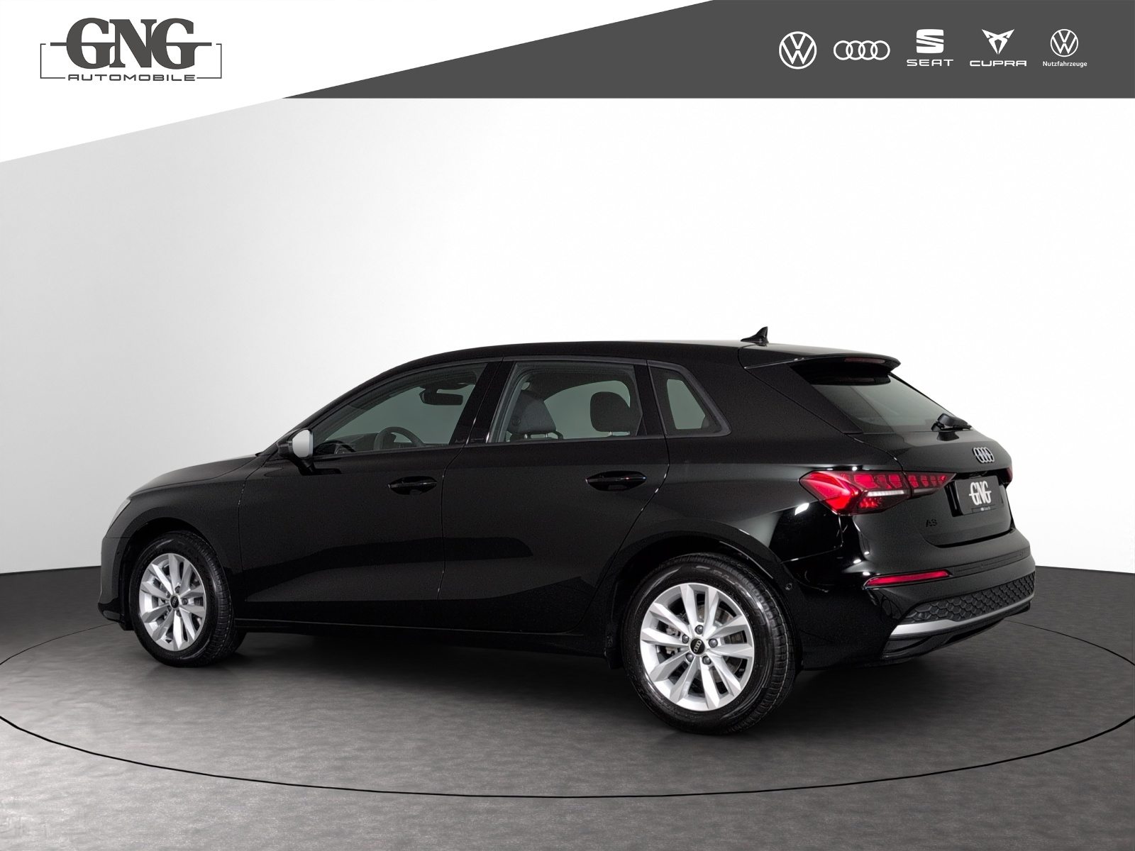 AUDI A3 Sportback TFSI 110 kW Attraction, Benzin, Neuwagen, Automatik - 2