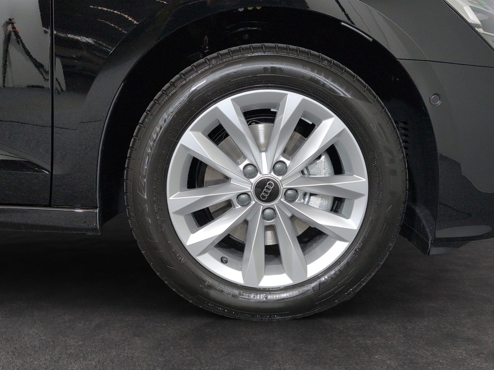 AUDI A3 Sportback TFSI 110 kW Attraction, Benzin, Neuwagen, Automatik - 5