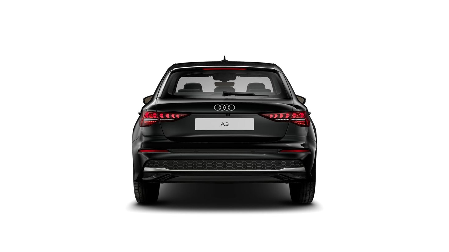 AUDI A3 Sportback TFSI 110 kW Attraction, Petrol, New car, Manual - 3