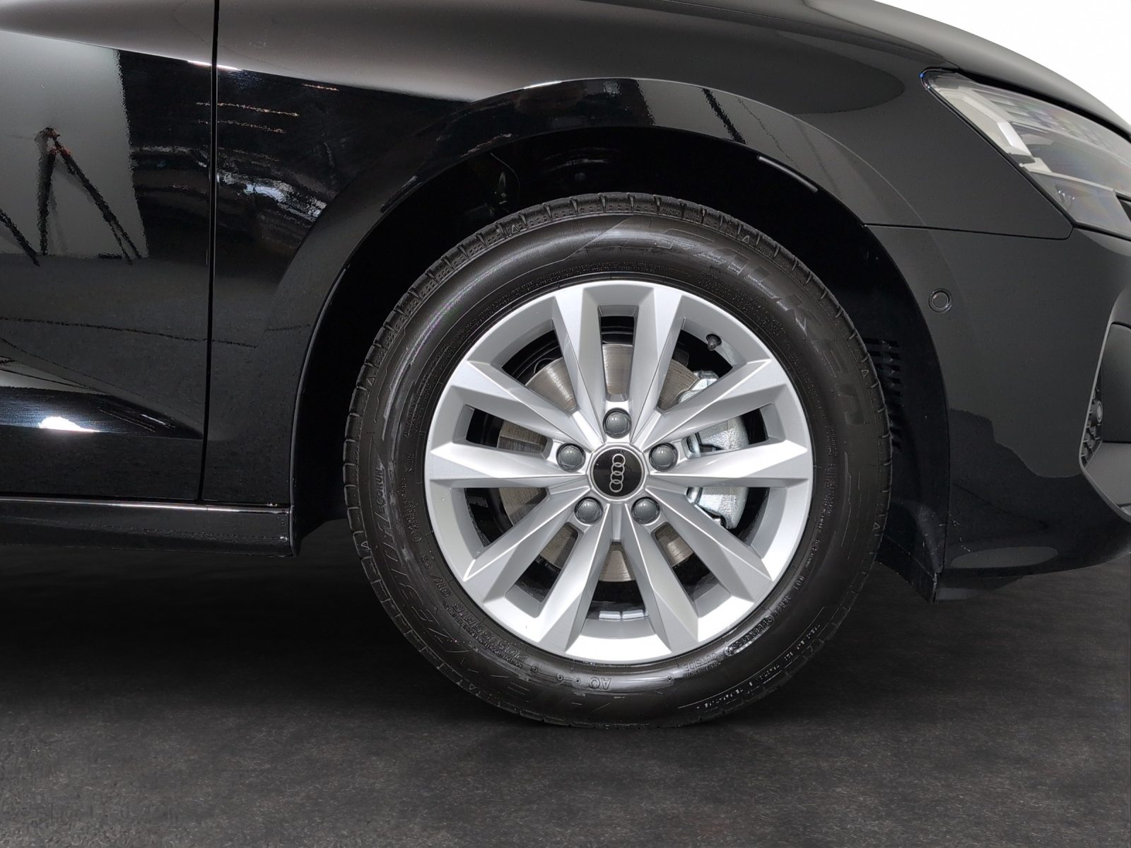 AUDI A3 Sportback TFSI 110 kW Attraction, Benzina, Auto nuove, Automatico - 5