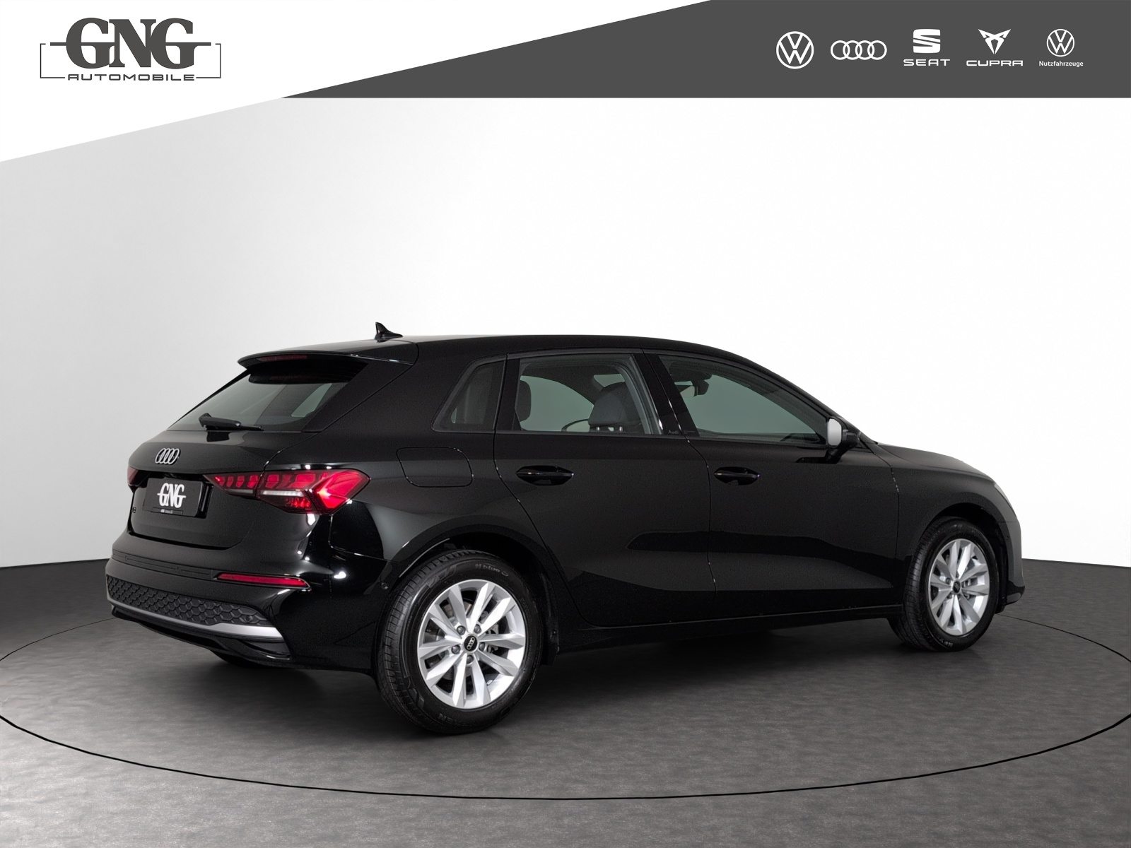 AUDI A3 Sportback TFSI 110 kW Attraction, Benzina, Auto nuove, Automatico - 3