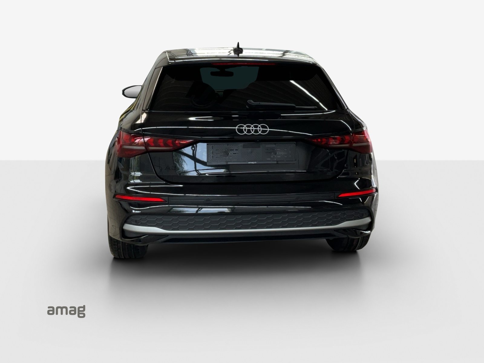 AUDI A3 Sportback TFSI 110 kW Attraction, Benzina, Auto nuove, Automatico - 4