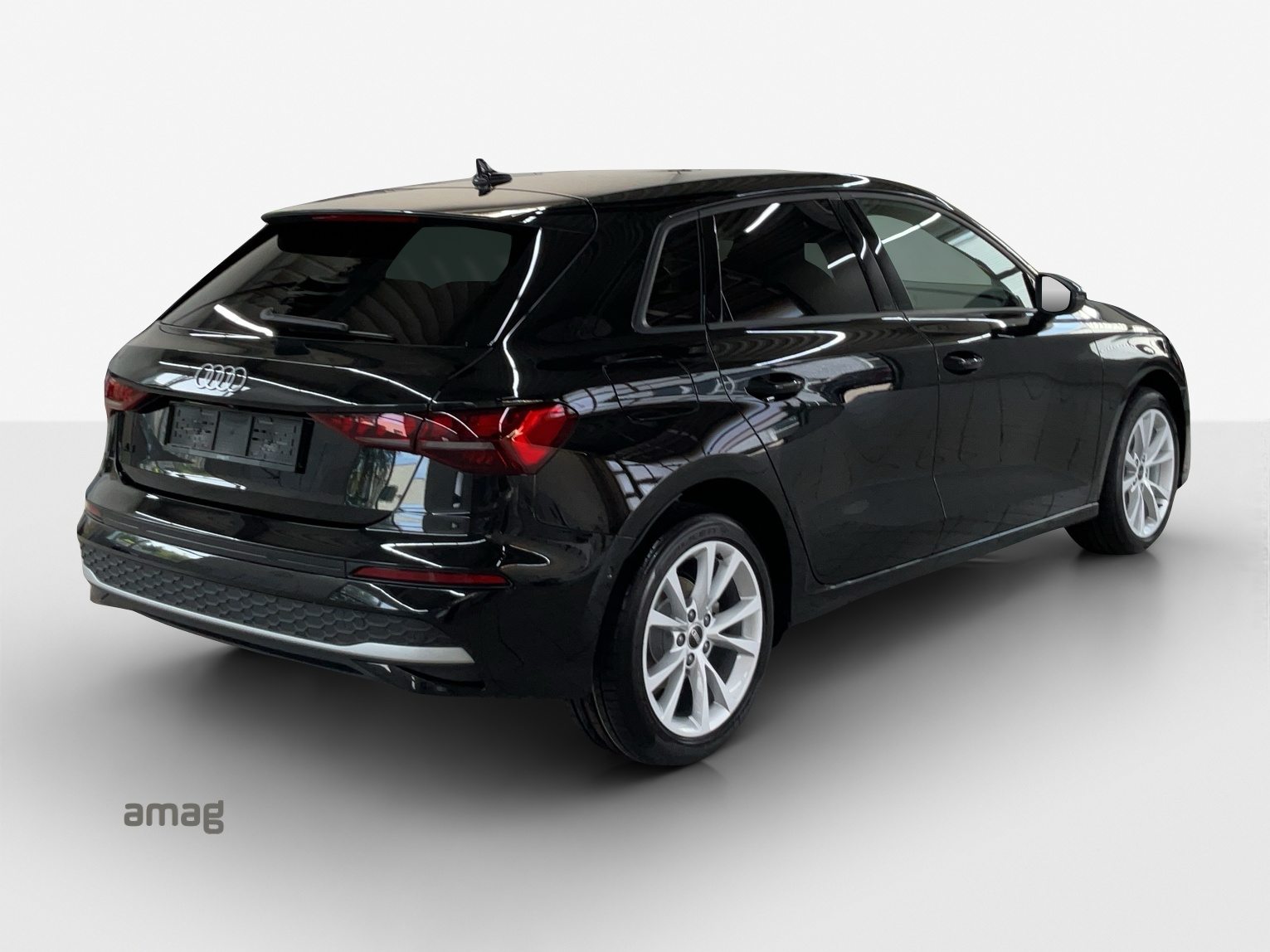 AUDI A3 Sportback TFSI 110 kW Attraction, Benzina, Auto nuove, Automatico - 5