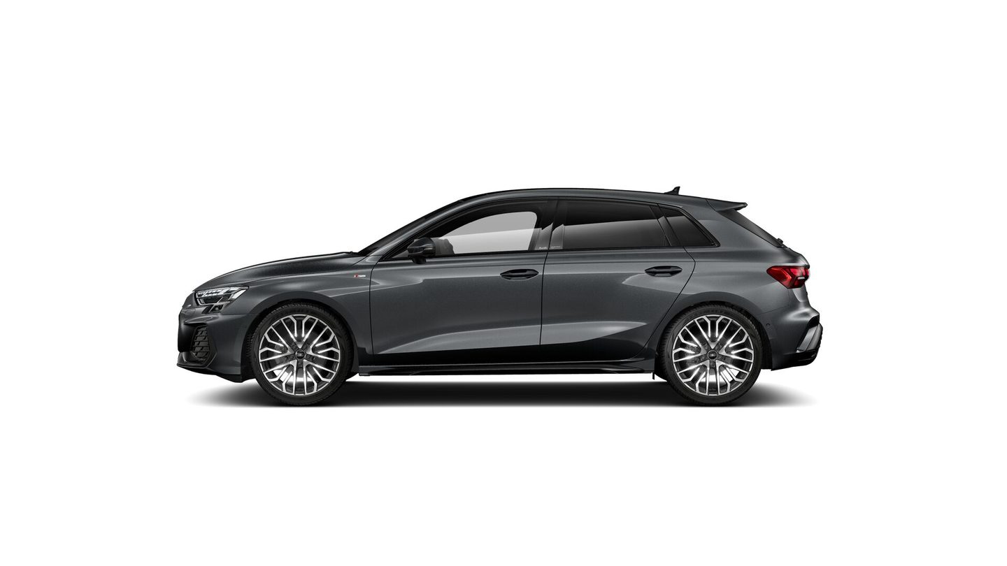AUDI A3 Sportback TFSI 110 kW S line, Petrol, New car, Automatic - 4