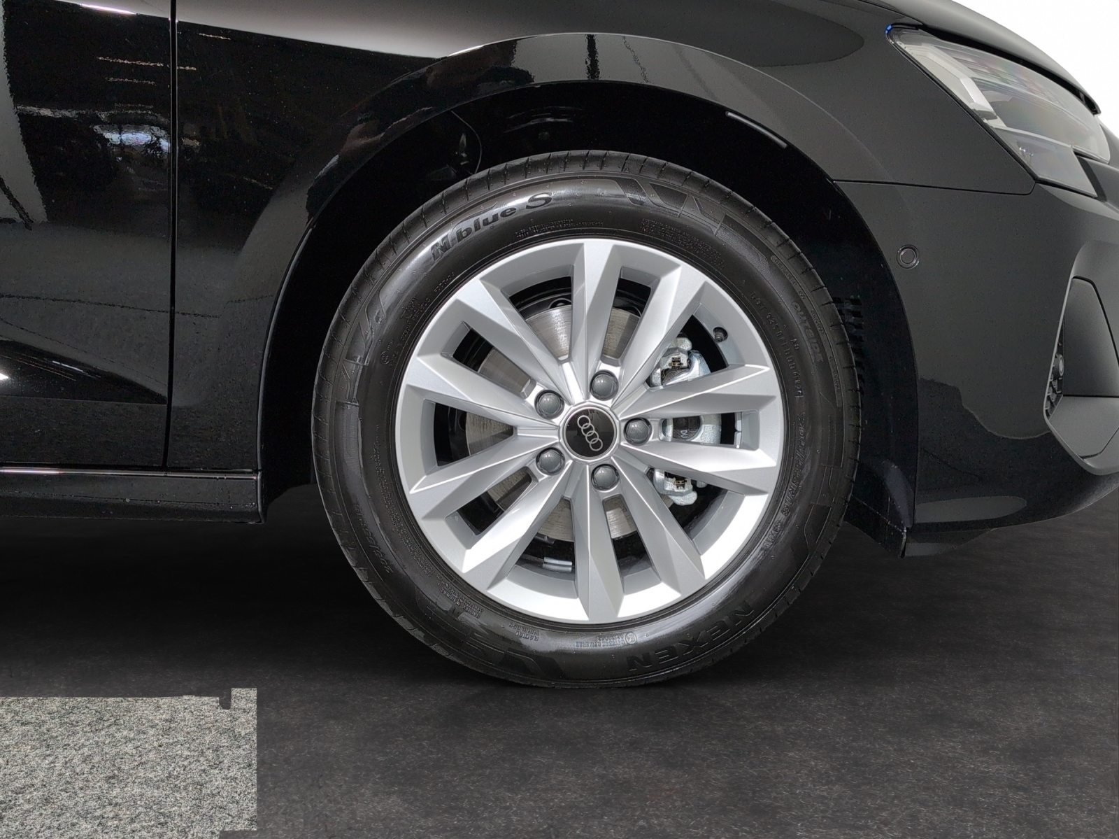 AUDI A3 Sportback TFSI 110 kW Attraction, Benzina, Auto nuove, Automatico - 5