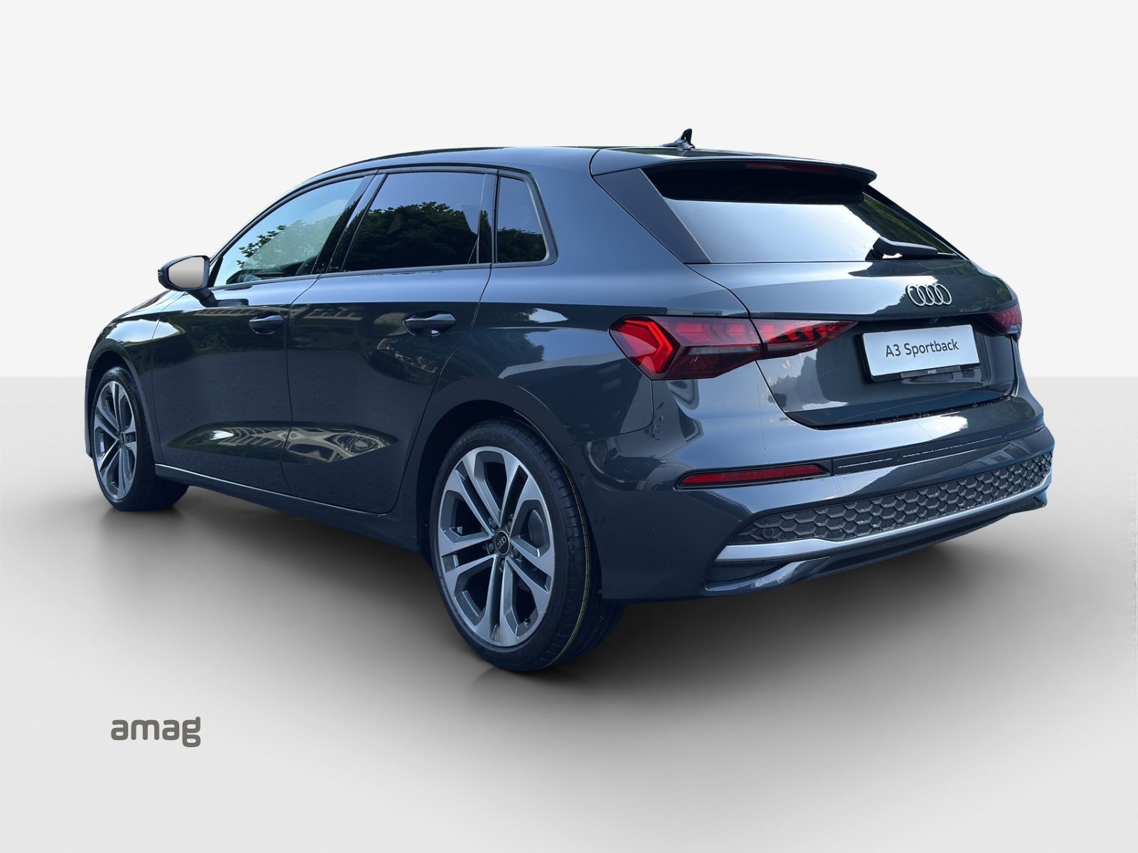 AUDI A3 Sportback TFSI 110 kW Attraction, Benzina, Auto nuove, Automatico - 3