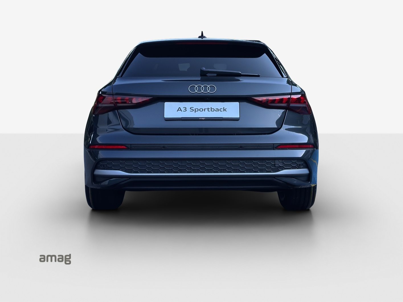 AUDI A3 Sportback TFSI 110 kW Attraction, Benzina, Auto nuove, Automatico - 4