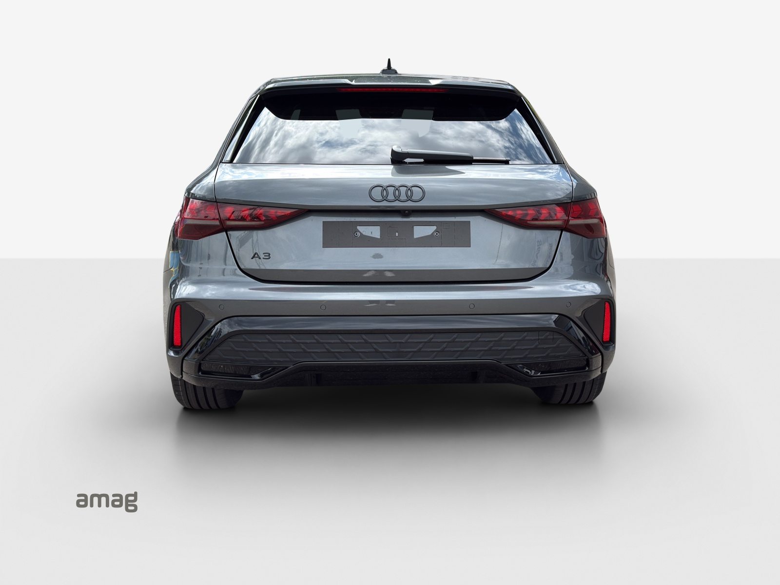 AUDI A3 Sportback TFSI 110 kW S line, Petrol, New car, Automatic - 4