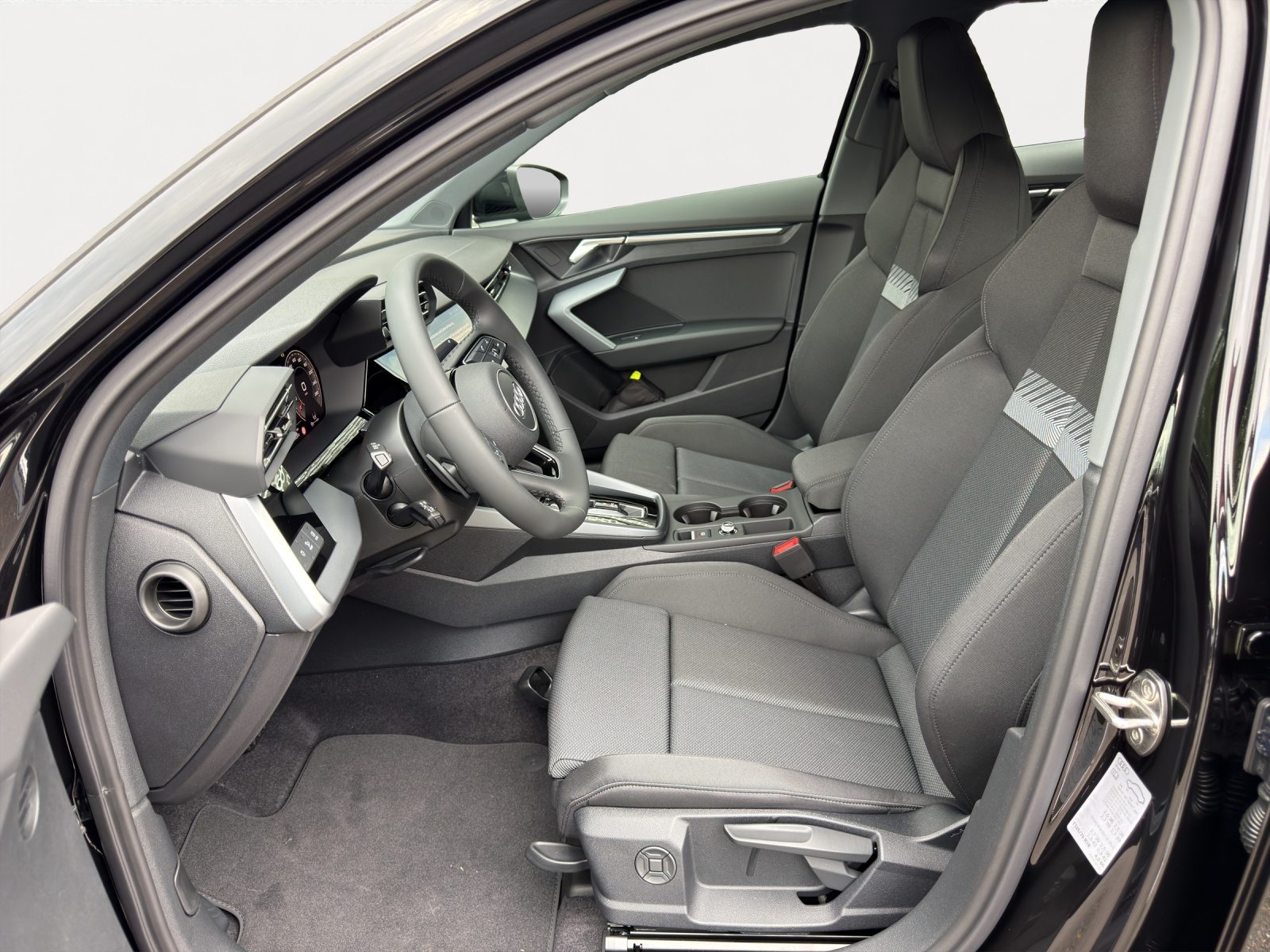 AUDI A3 Sportback TFSI 110 kW Attraction, Benzina, Auto nuove, Automatico - 5