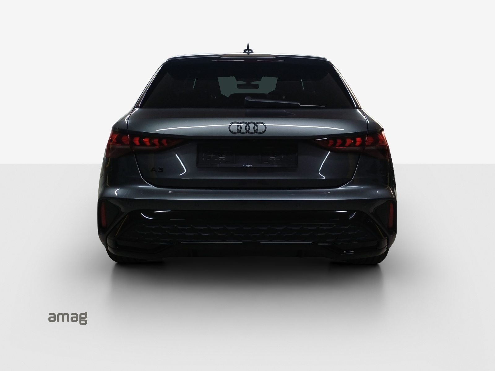 AUDI A3 Sportback TFSI 110 kW S line Attraction, Petrol, New car, Automatic - 4